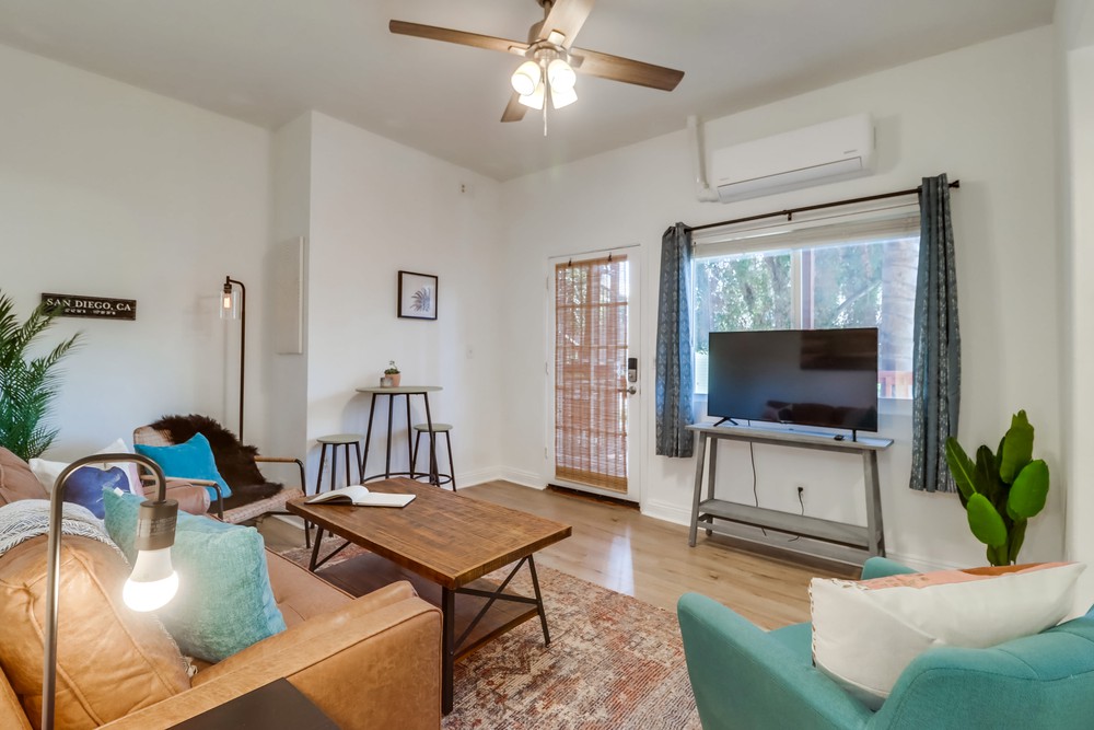Virtual tour photo 10 of 32 for 2658 E St