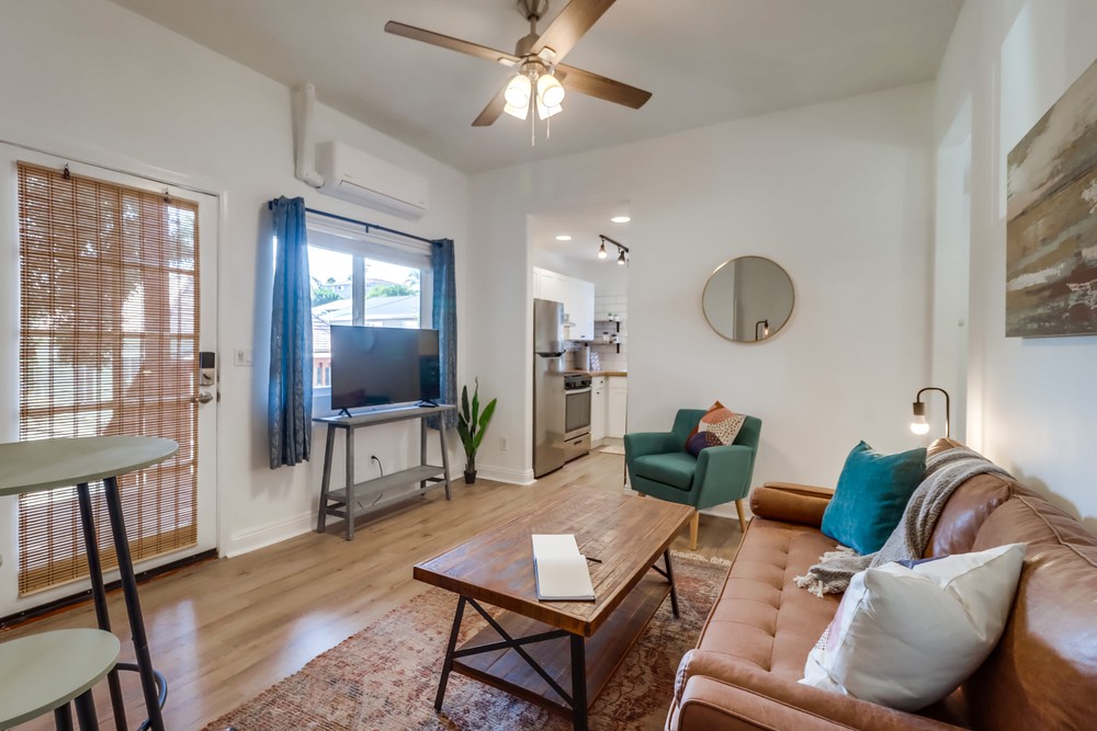 Virtual tour photo 13 of 32 for 2658 E St
