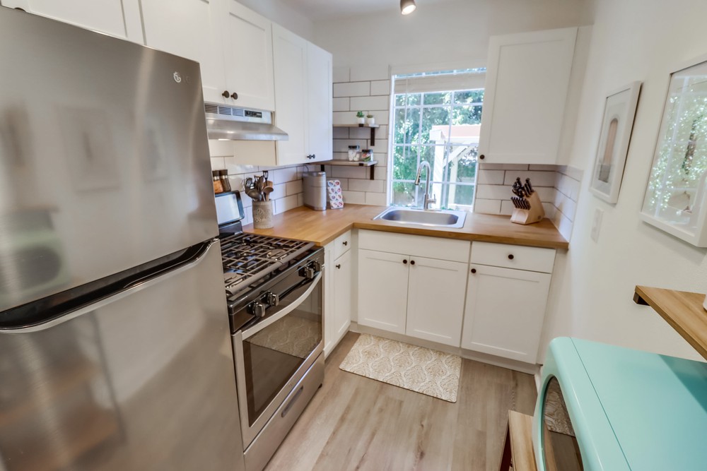 Virtual tour photo 18 of 32 for 2658 E St