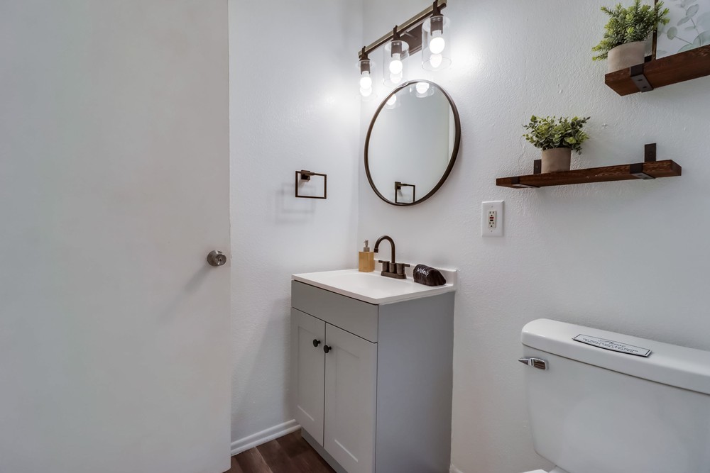 Virtual tour photo 30 of 32 for 2658 E St
