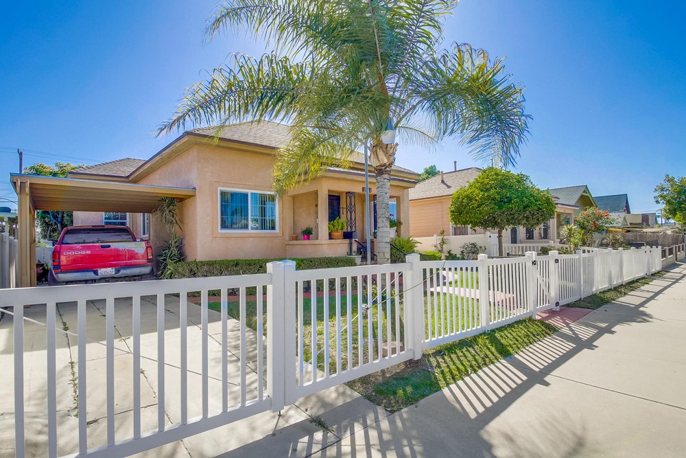 Virtual tour photo 3 of 46 for 2661 Newton Ave