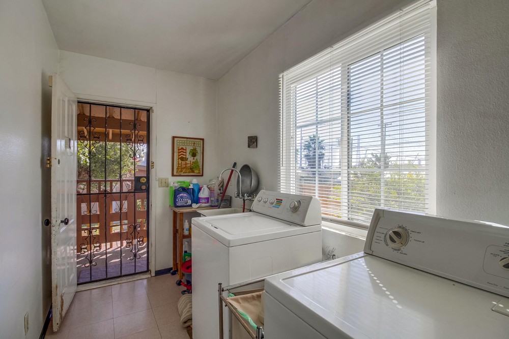 Virtual tour photo 32 of 46 for 2661 Newton Ave