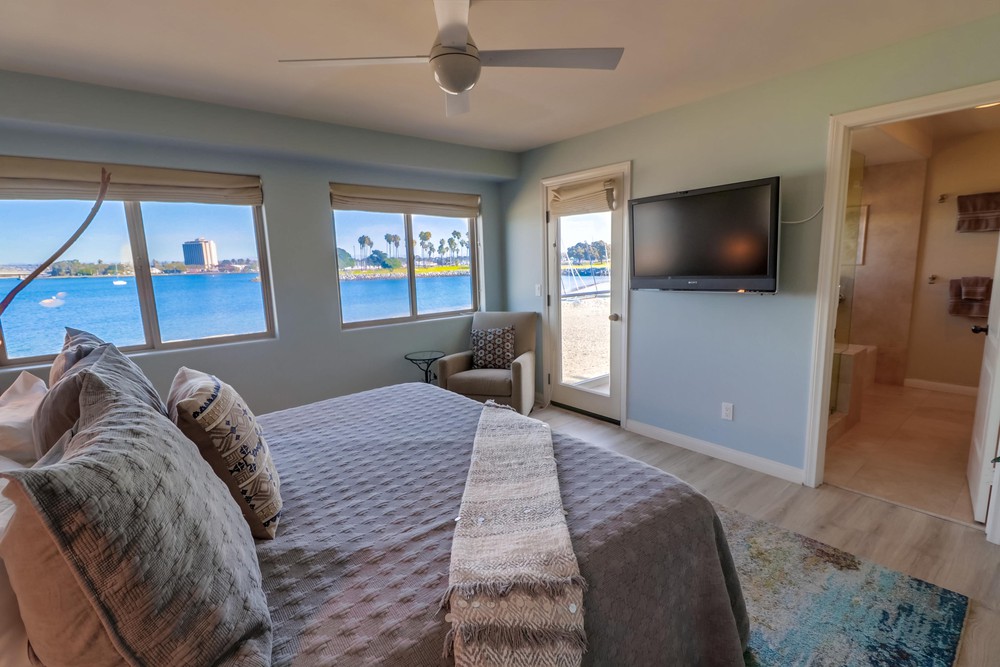 Virtual tour photo 34 of 62 for 2662 Bayside Walk