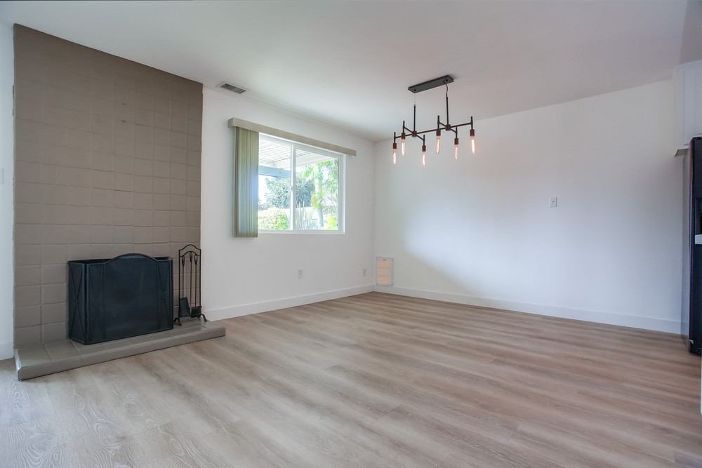 Virtual tour photo 10 of 45 for 2662 Cowley Way