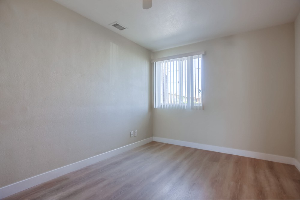 Virtual tour photo 32 of 45 for 2662 Cowley Way
