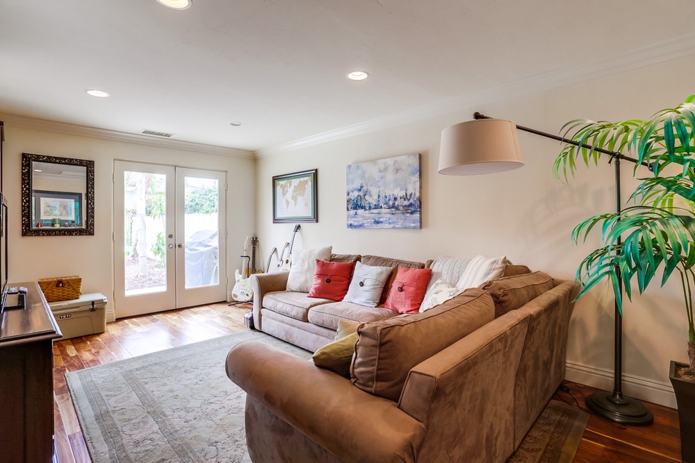 Virtual tour photo 15 of 46 for 2663 Covington Rd
