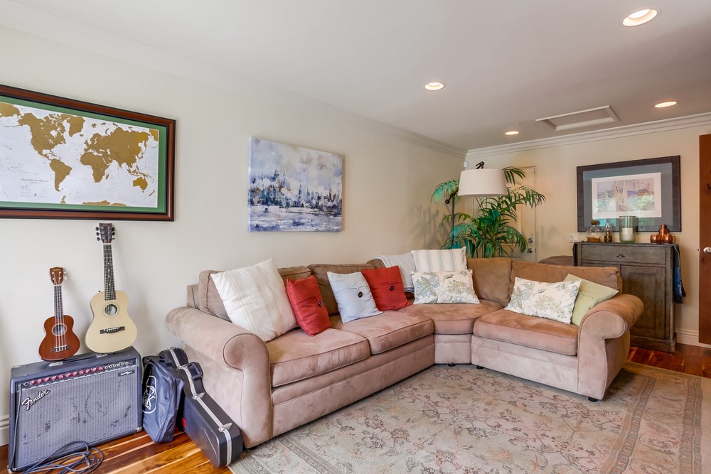 Virtual tour photo 16 of 46 for 2663 Covington Rd