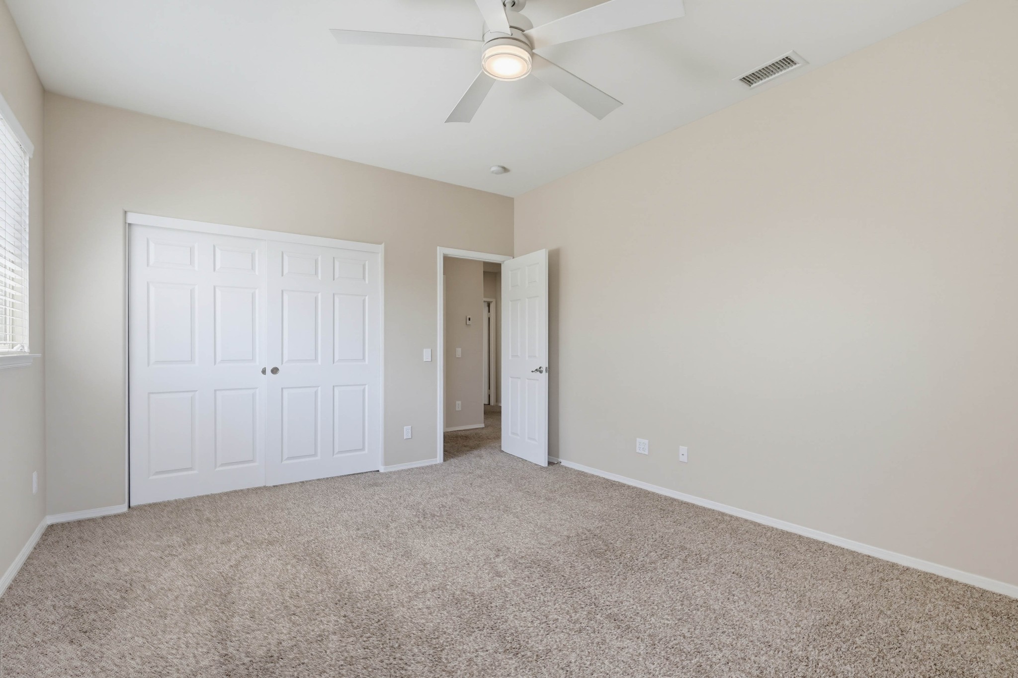 Virtual tour photo 101 of 140 for 2664 Scenic Crest Ln