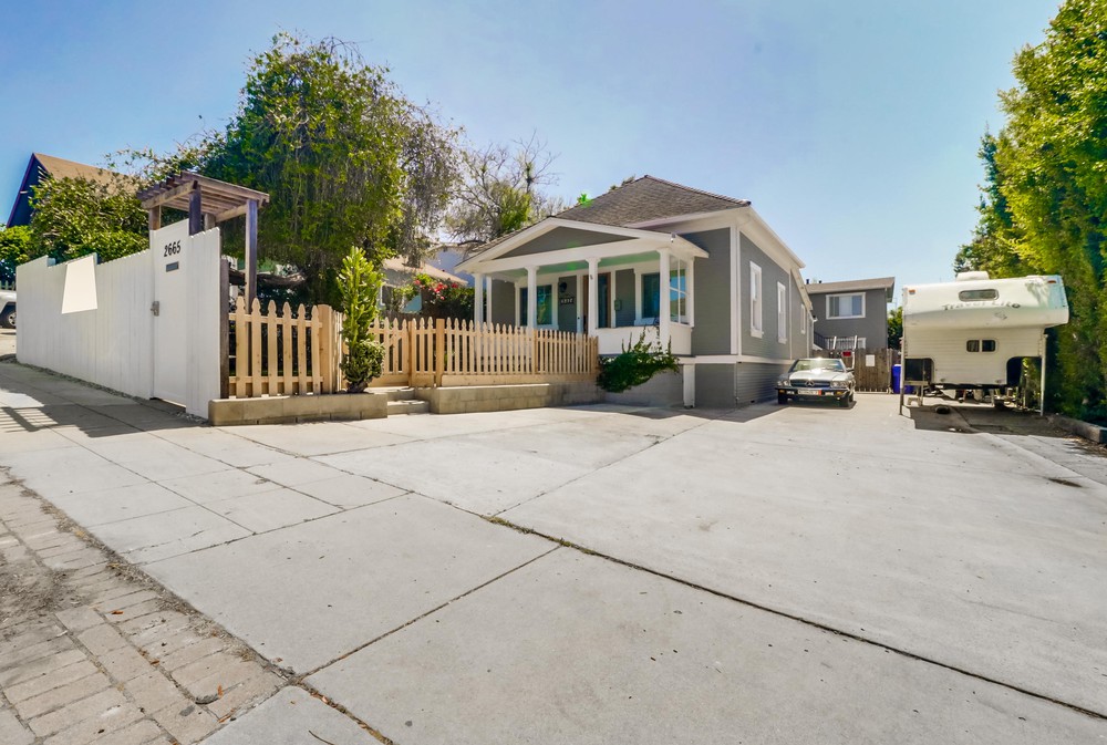 Virtual tour photo 21 of 74 for 2665 C St #69