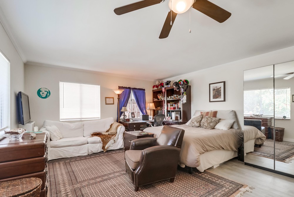 Virtual tour photo 65 of 74 for 2665 C St #69