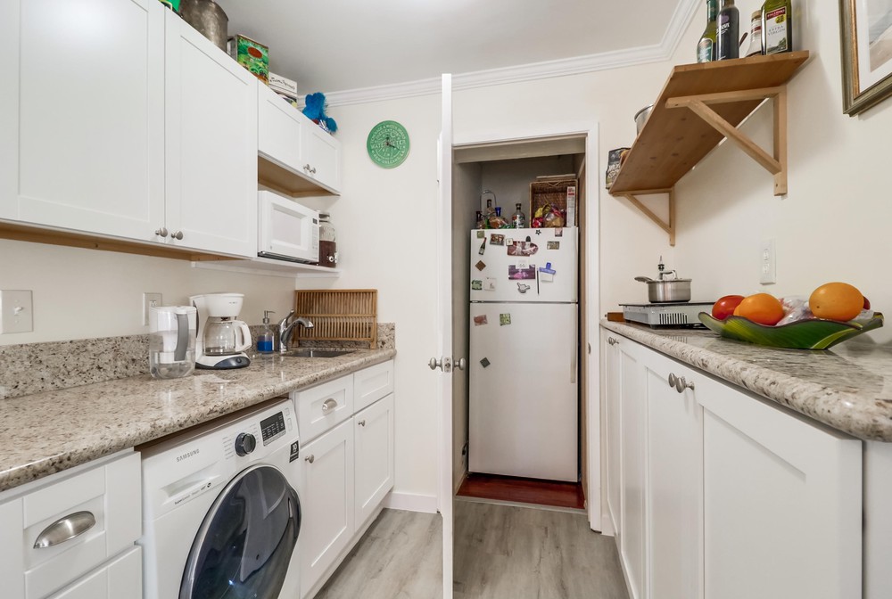 Virtual tour photo 69 of 74 for 2665 C St #69