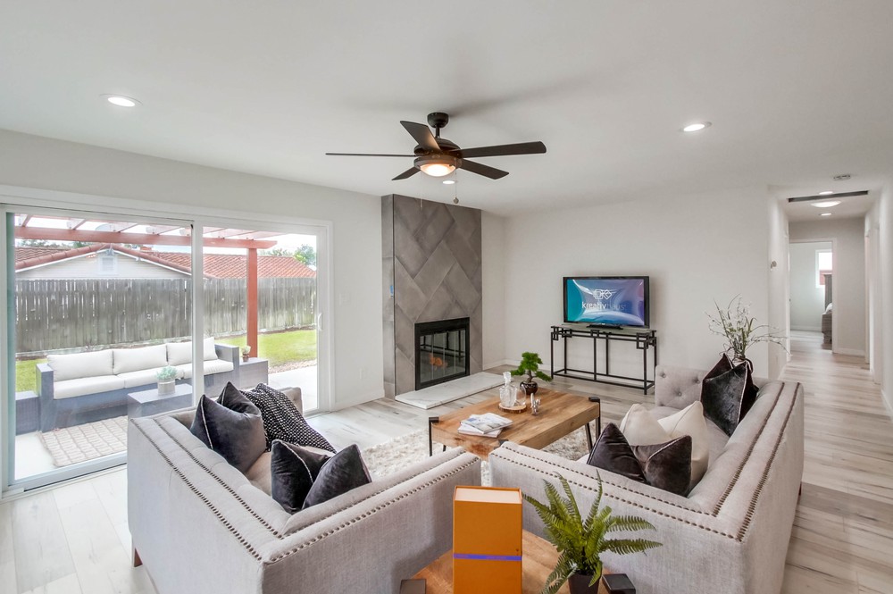 Virtual tour photo 8 of 44 for 2665 Lange Ave