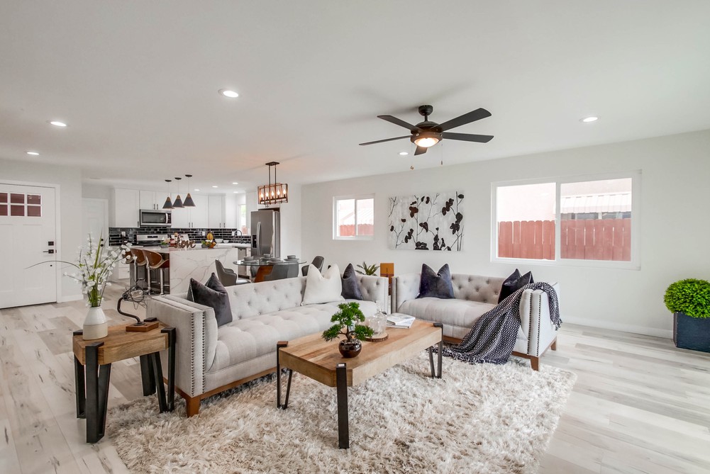 Virtual tour photo 11 of 44 for 2665 Lange Ave