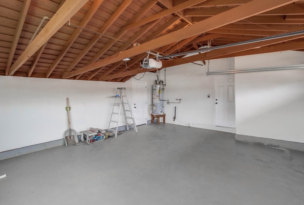 Virtual tour photo 36 of 44 for 2665 Lange Ave