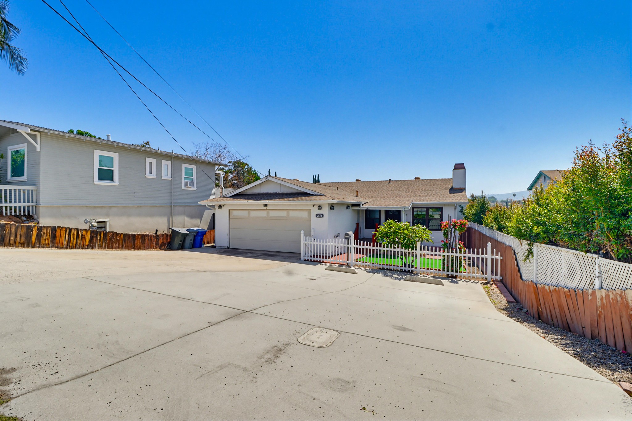 Virtual tour photo 1 of 46 for 2671 Buena Vista Ave