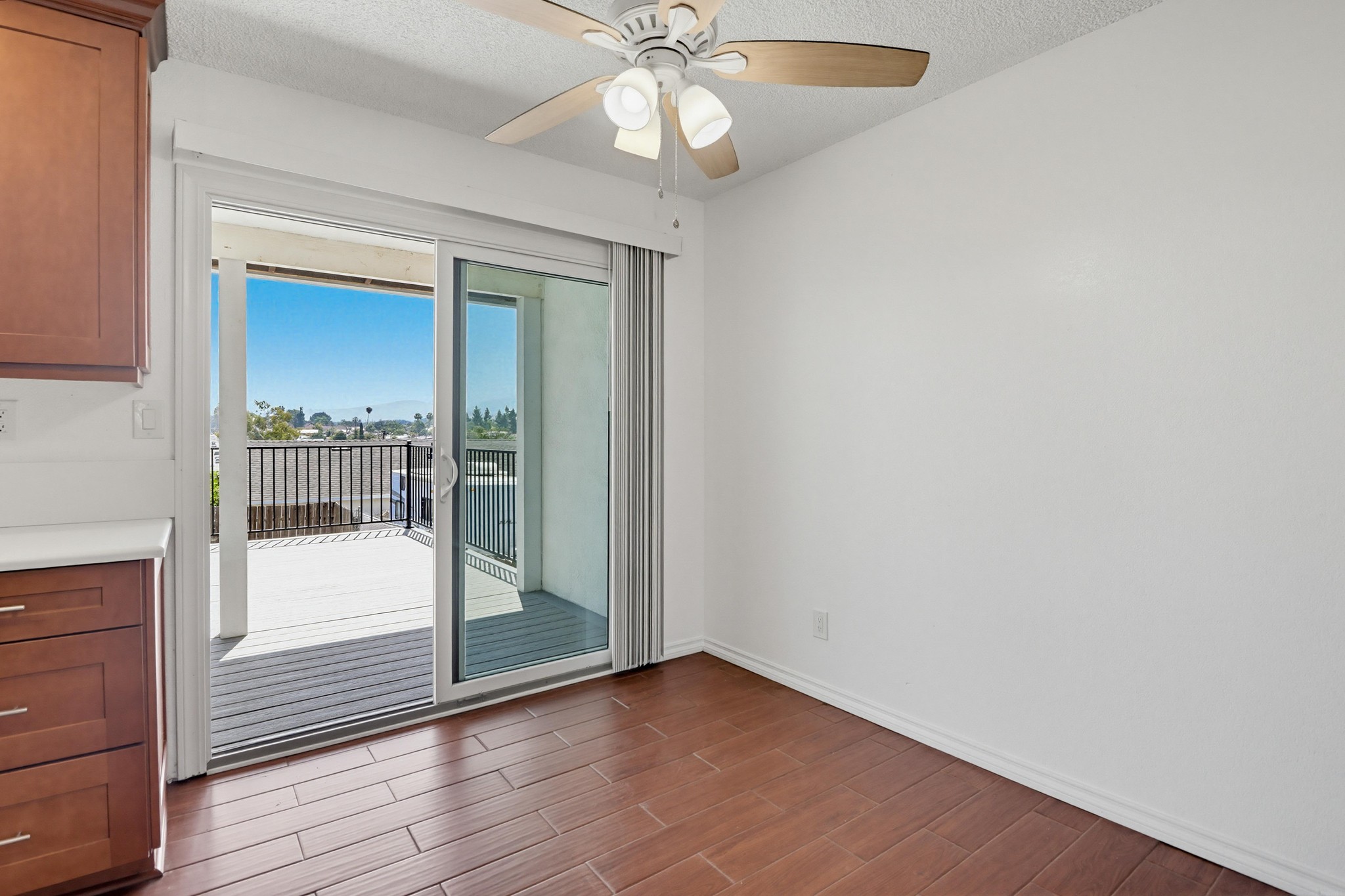 Virtual tour photo 14 of 46 for 2671 Buena Vista Ave