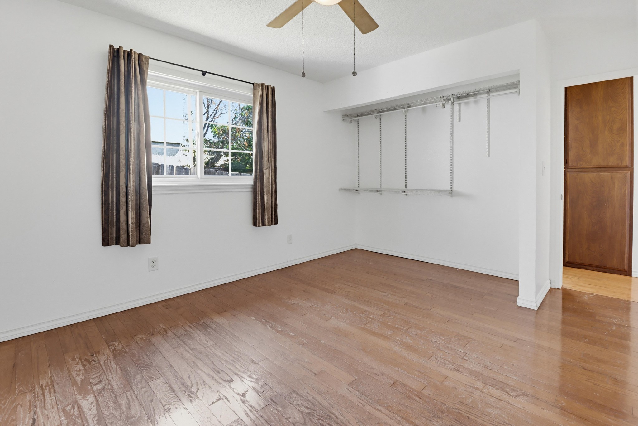 Virtual tour photo 23 of 46 for 2671 Buena Vista Ave