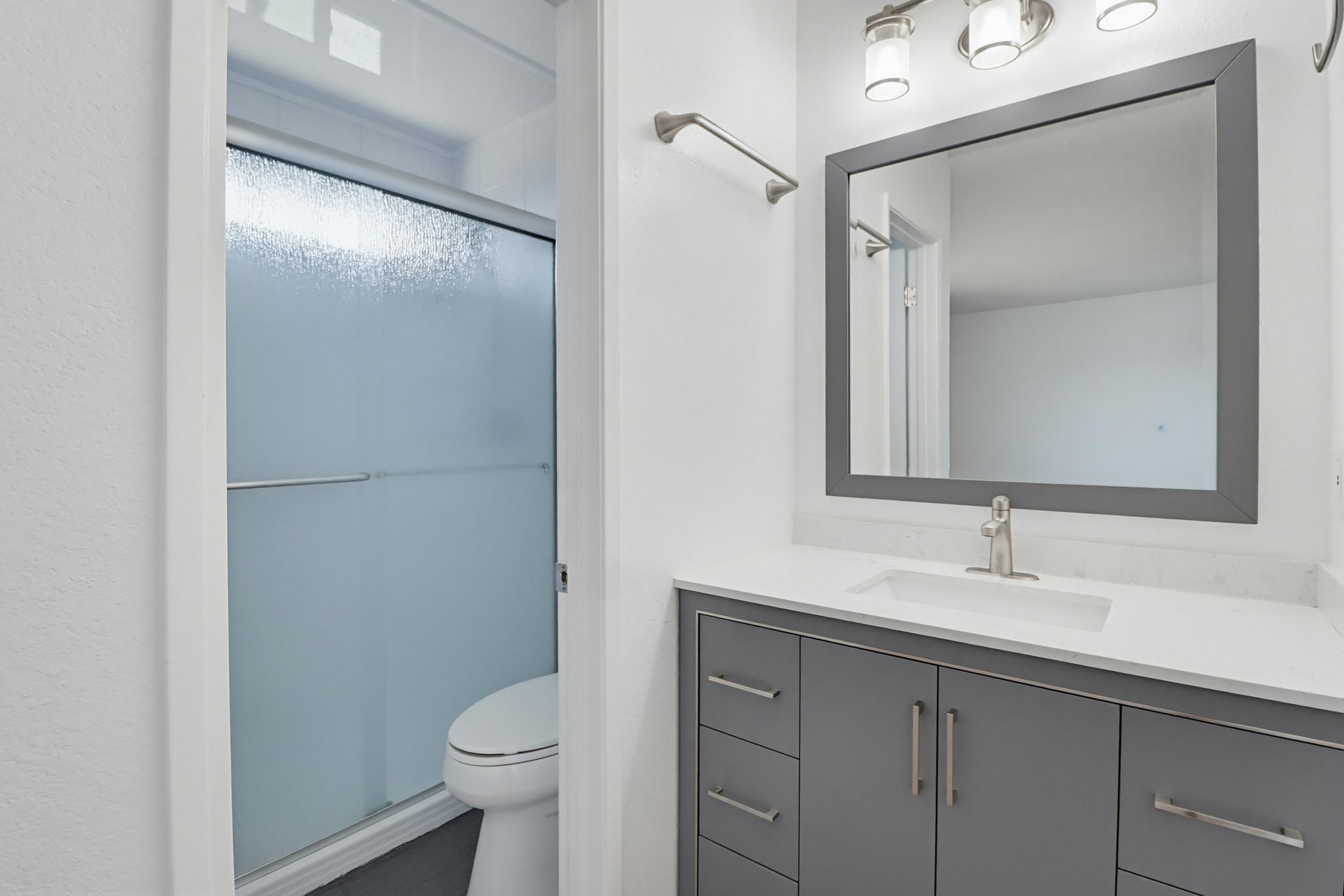 Virtual tour photo 31 of 46 for 2671 Buena Vista Ave