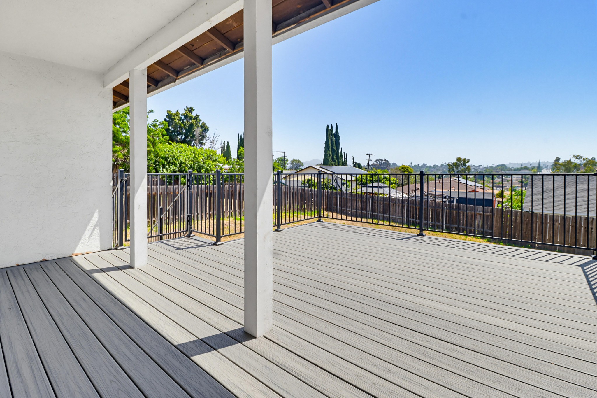 Virtual tour photo 33 of 46 for 2671 Buena Vista Ave