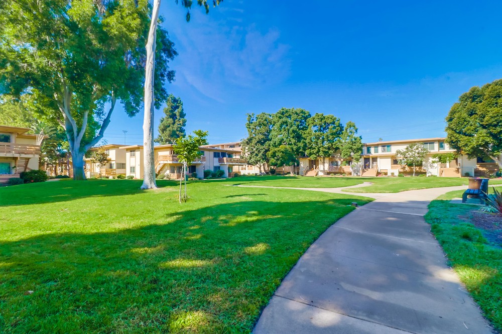 Virtual tour photo 28 of 38 for 2676 Worden St UNIT 60