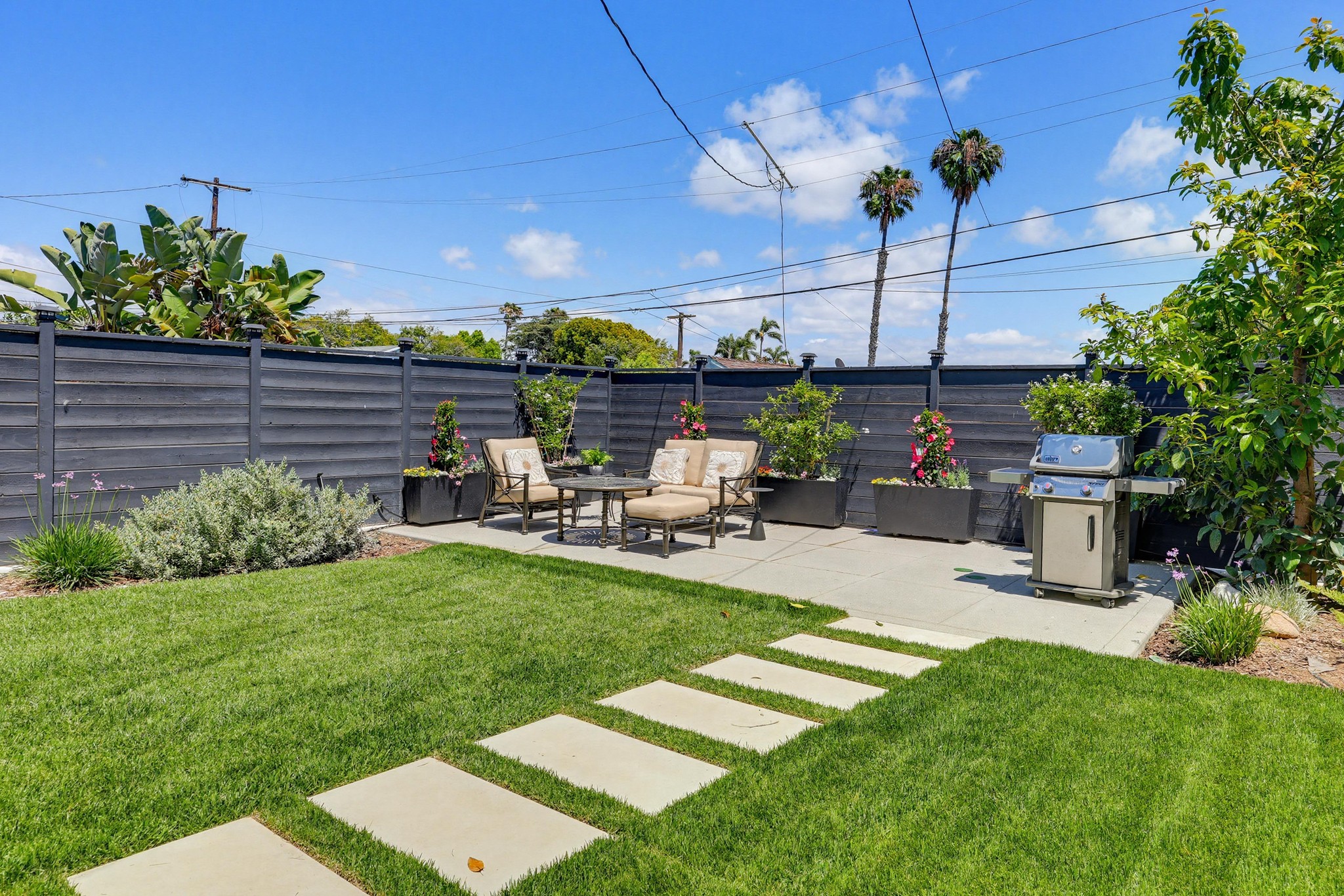Virtual tour photo 3 of 36 for 2677 Jonquil Dr