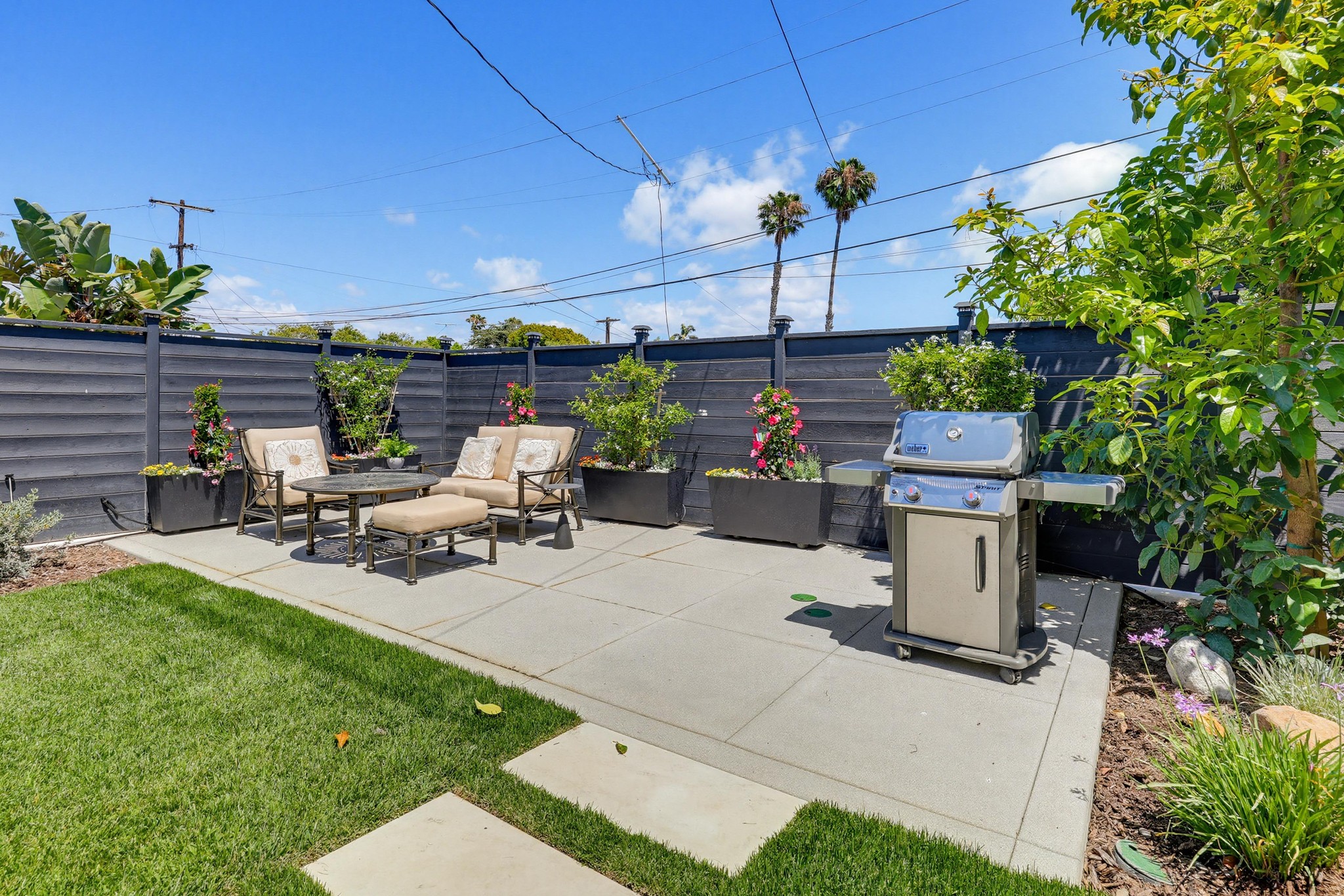 Virtual tour photo 7 of 36 for 2677 Jonquil Dr