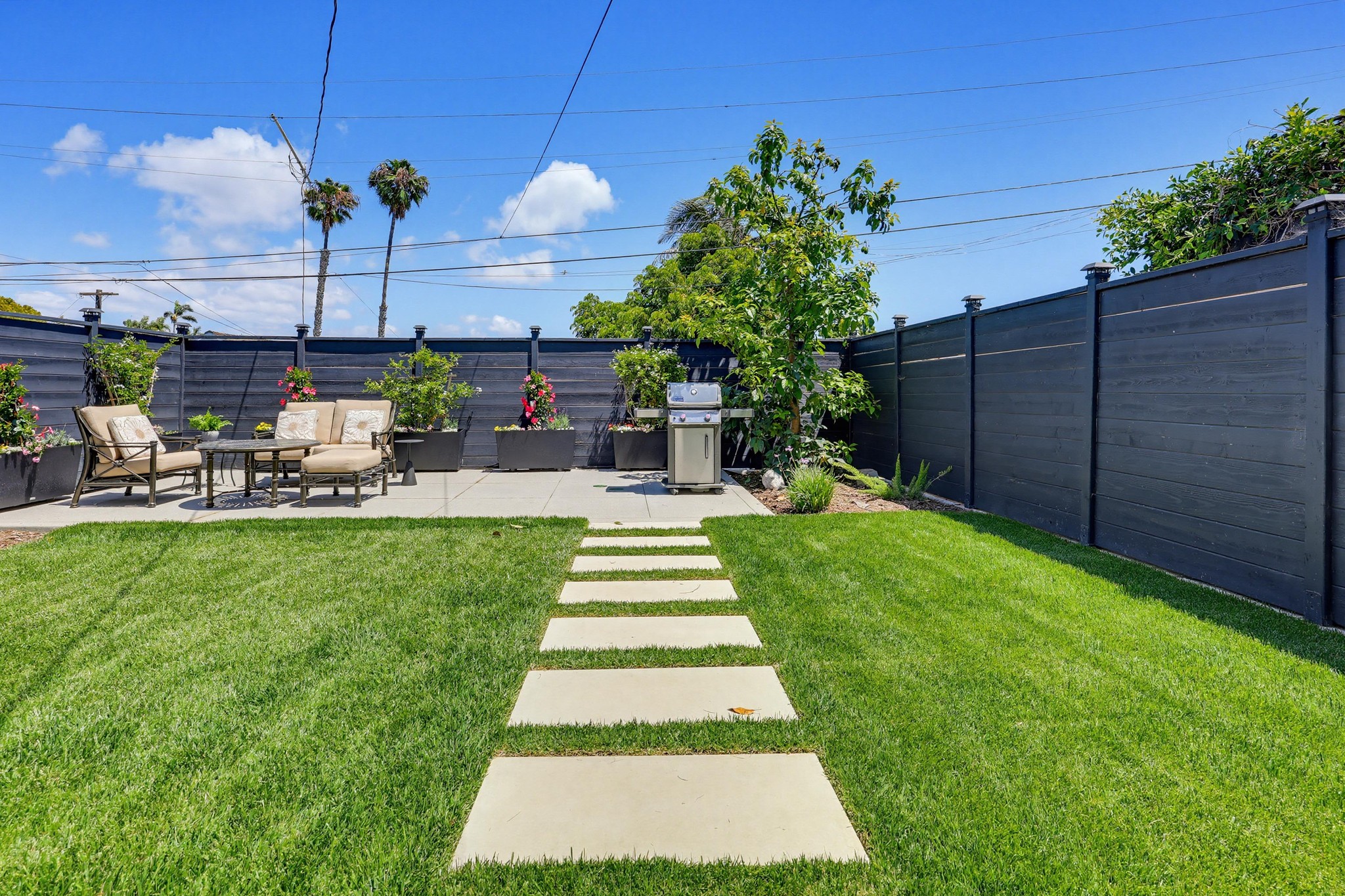 Virtual tour photo 14 of 36 for 2677 Jonquil Dr