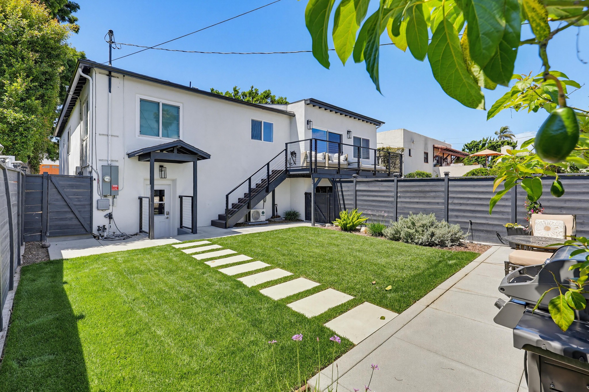 Virtual tour photo 25 of 36 for 2677 Jonquil Dr