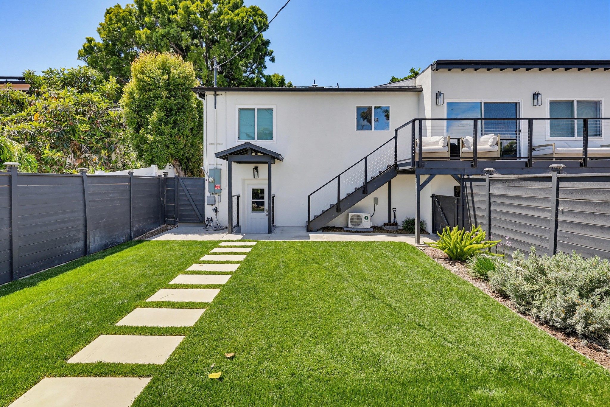 Virtual tour photo 31 of 36 for 2677 Jonquil Dr
