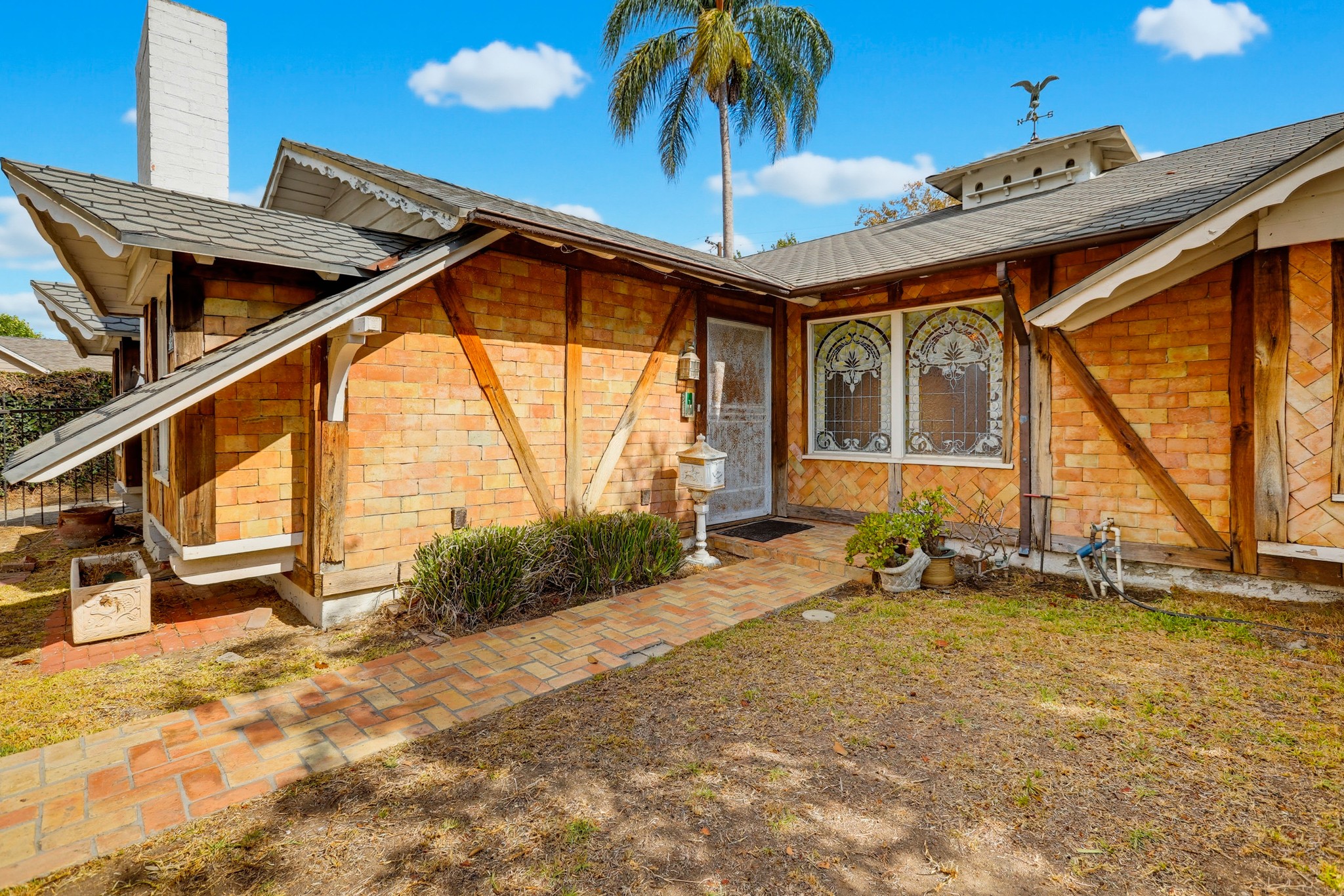 Virtual tour photo 7 of 56 for 2681 Channing Way