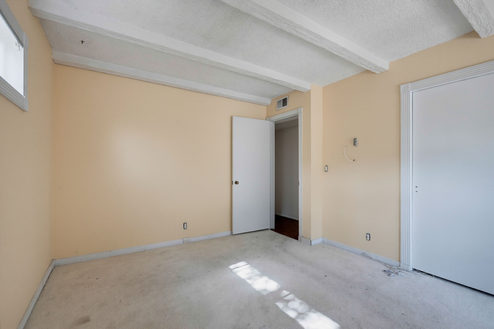 Virtual tour photo 30 of 56 for 2681 Channing Way