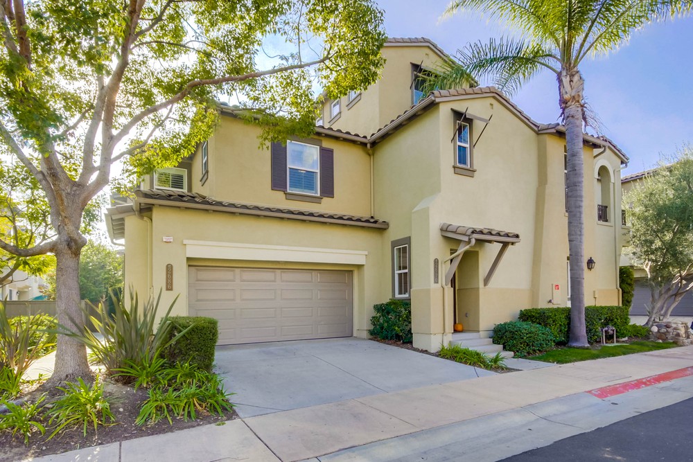 Virtual tour photo 4 of 61 for 2686 Matera Ln