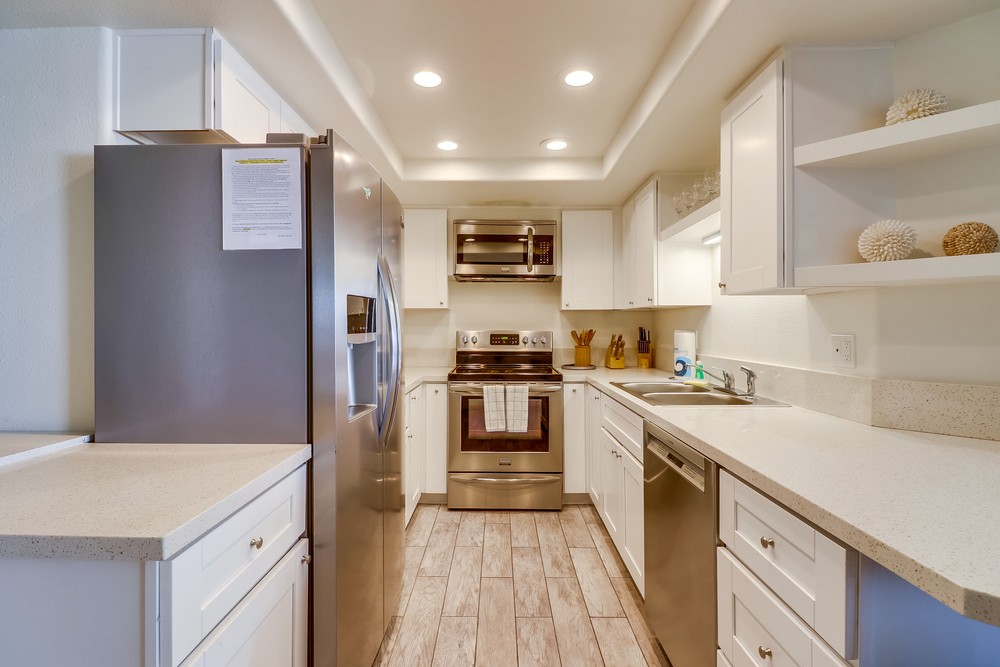 Virtual tour photo 19 of 43 for 2687 Ocean Front Walk