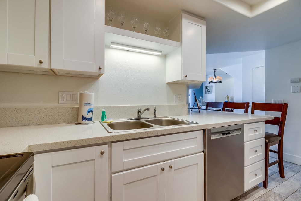 Virtual tour photo 23 of 43 for 2687 Ocean Front Walk