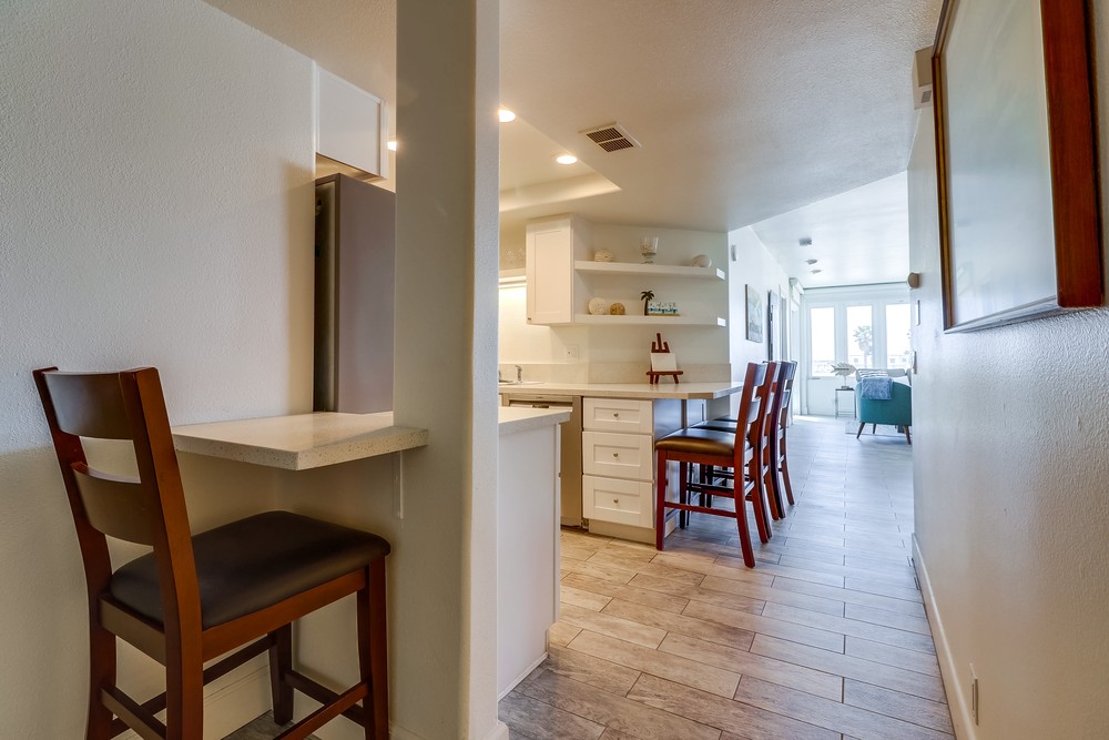 Virtual tour photo 24 of 43 for 2687 Ocean Front Walk