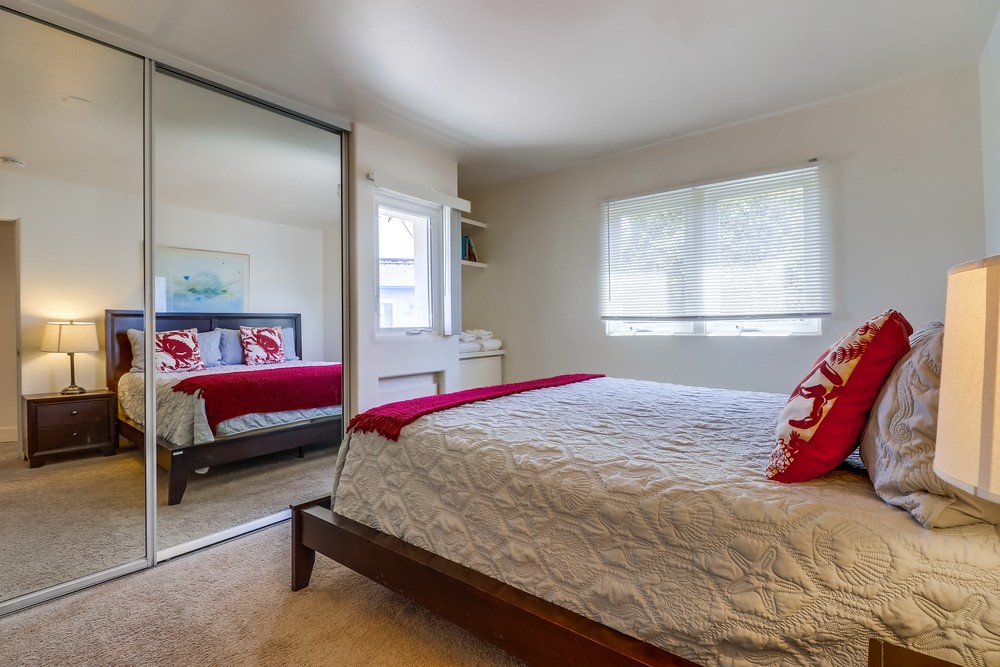 Virtual tour photo 35 of 43 for 2687 Ocean Front Walk