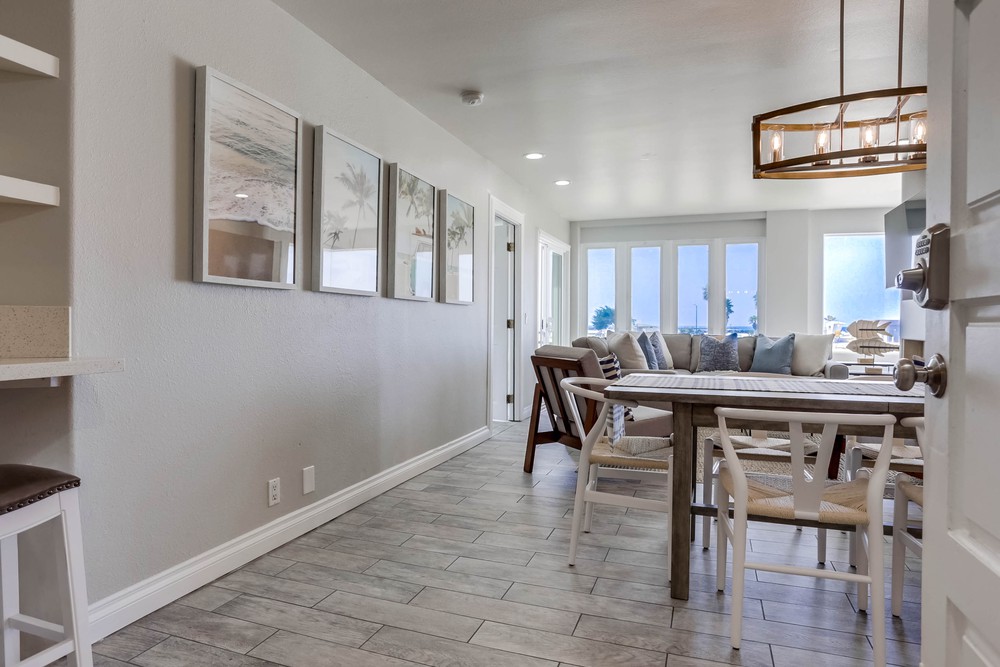 Virtual tour photo 8 of 40 for 2687 Ocean Front Walk