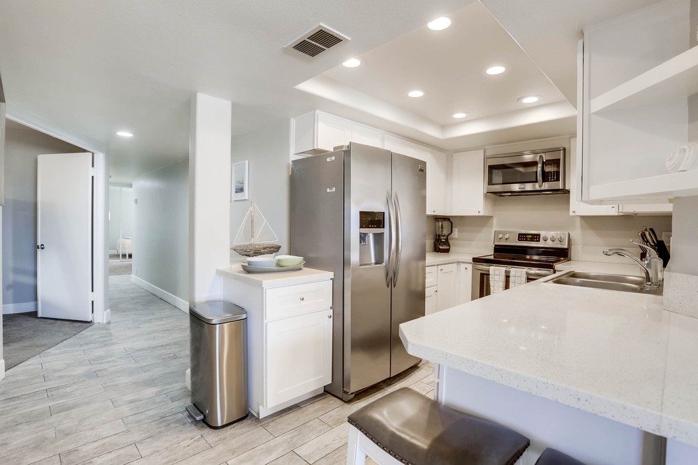 Virtual tour photo 17 of 40 for 2687 Ocean Front Walk