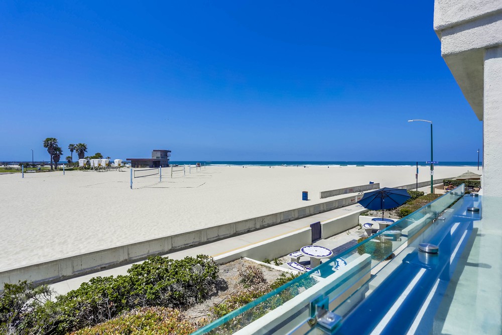 Virtual tour photo 40 of 40 for 2687 Ocean Front Walk