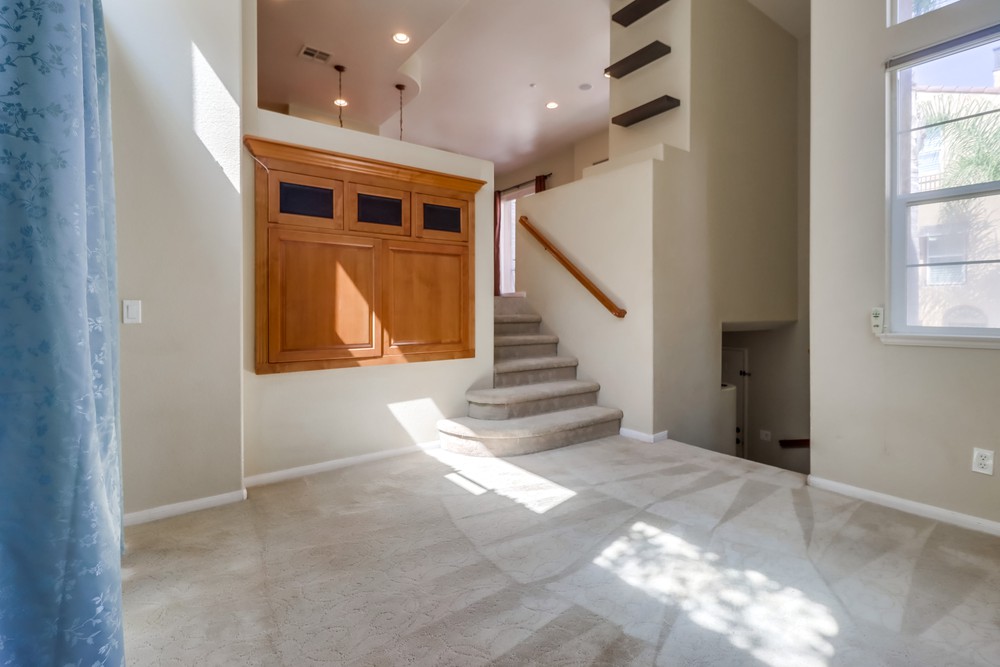 Virtual tour photo 9 of 36 for 2688 Villas Way