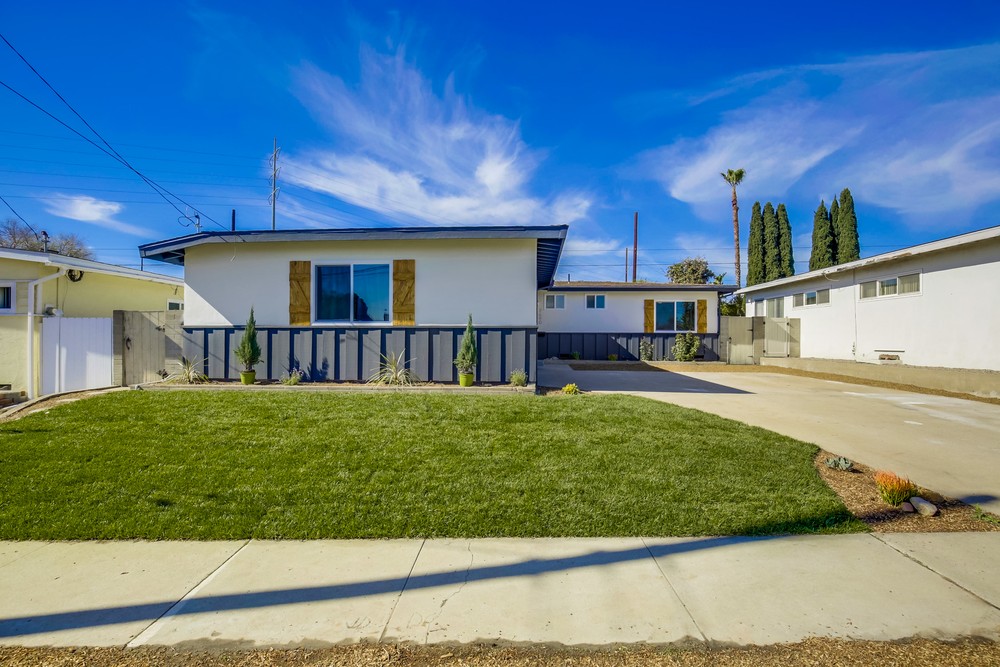 Virtual tour photo 3 of 50 for 2690 Greyling Dr