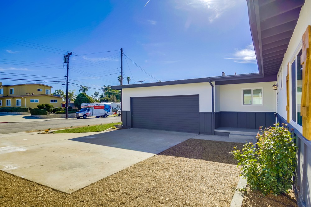 Virtual tour photo 6 of 50 for 2690 Greyling Dr