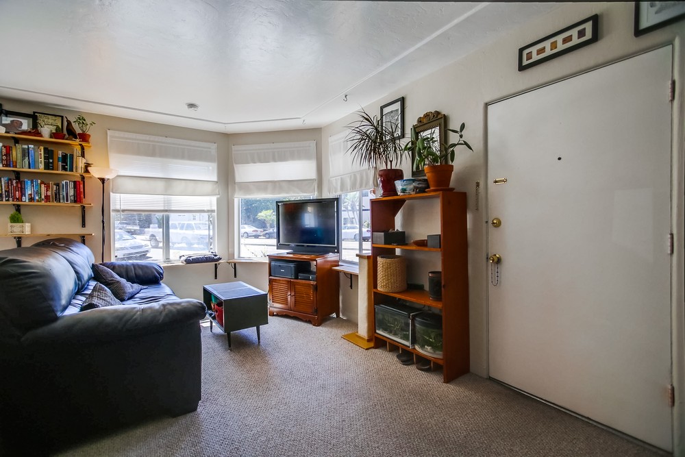 Virtual tour photo 10 of 67 for 2695 Mission Blvd