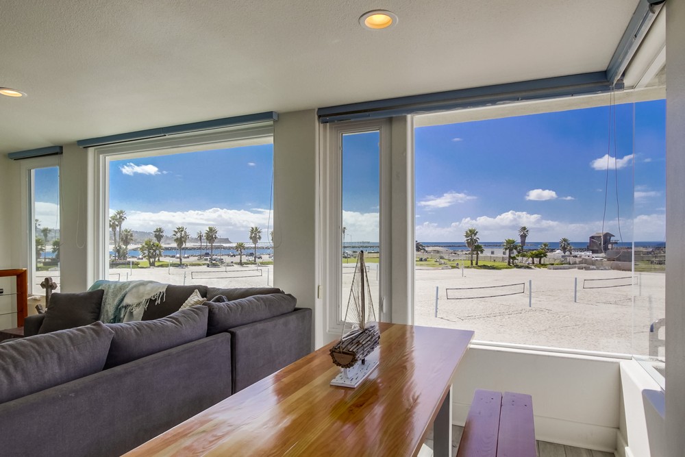 Virtual tour photo 13 of 45 for 2695 Ocean Front Walk