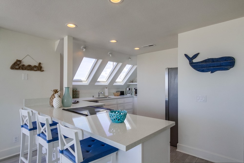 Virtual tour photo 16 of 45 for 2695 Ocean Front Walk