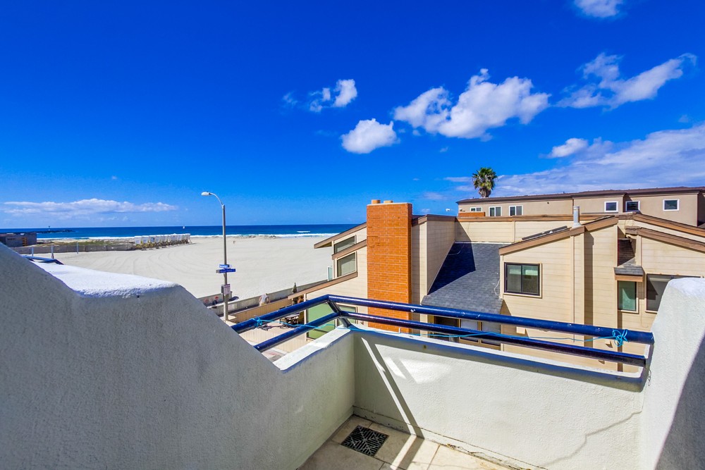 Virtual tour photo 28 of 45 for 2695 Ocean Front Walk