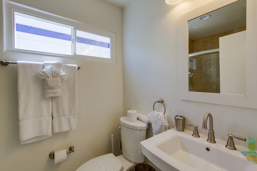 Virtual tour photo 33 of 45 for 2695 Ocean Front Walk