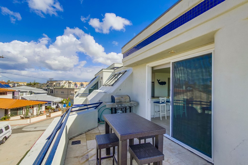 Virtual tour photo 43 of 45 for 2695 Ocean Front Walk