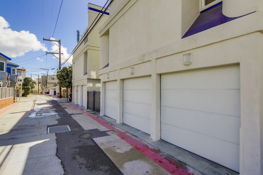Virtual tour photo 44 of 45 for 2695 Ocean Front Walk