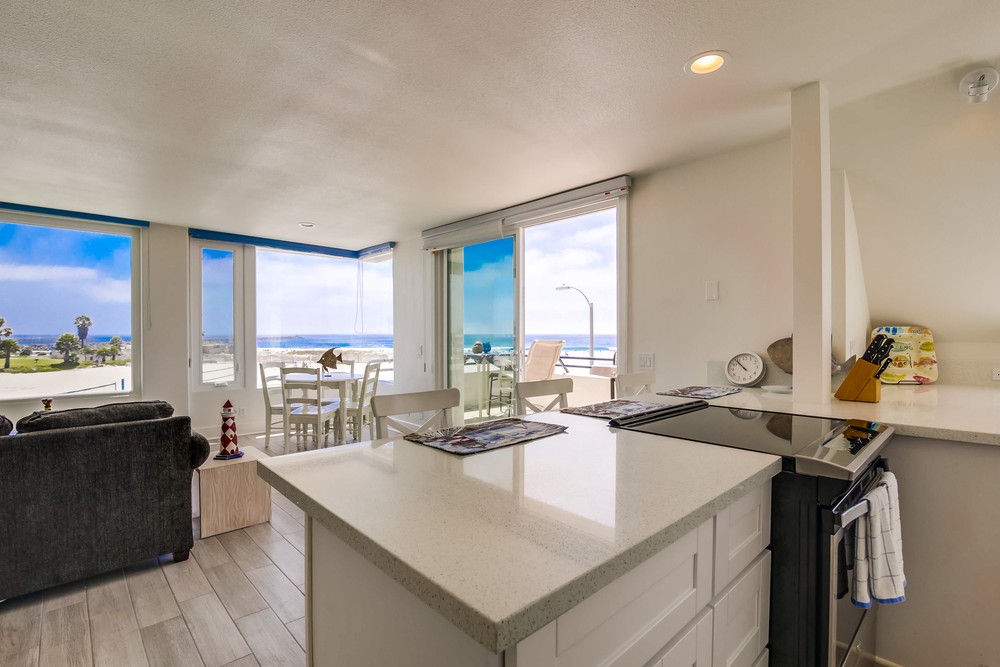 Virtual tour photo 21 of 54 for 2695 Ocean Front Walk